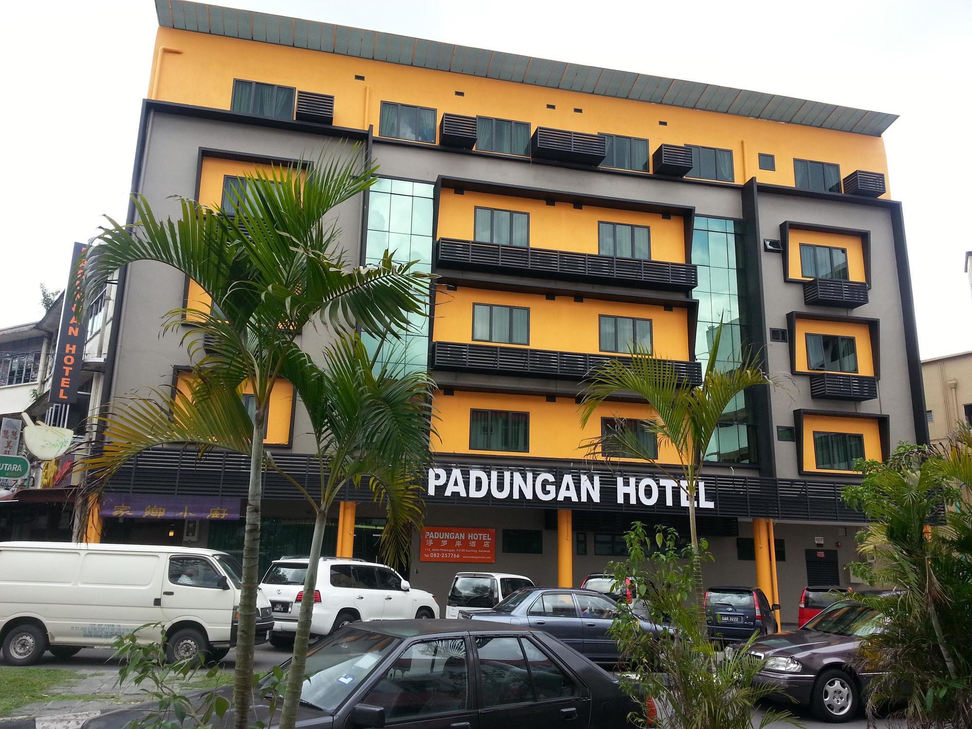 Padungan Hotel Kuching Exteriér fotografie