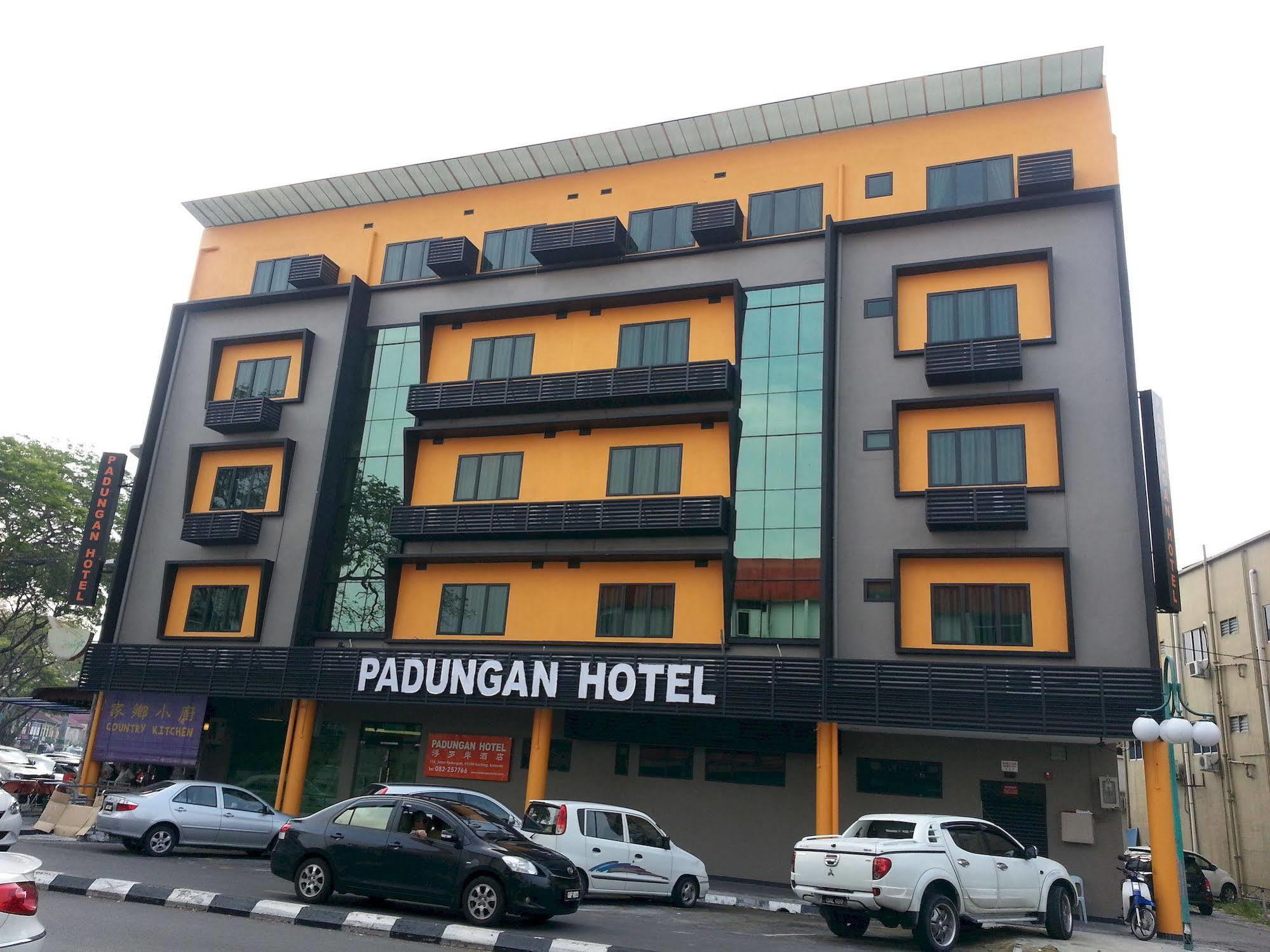 Padungan Hotel Kuching Exteriér fotografie